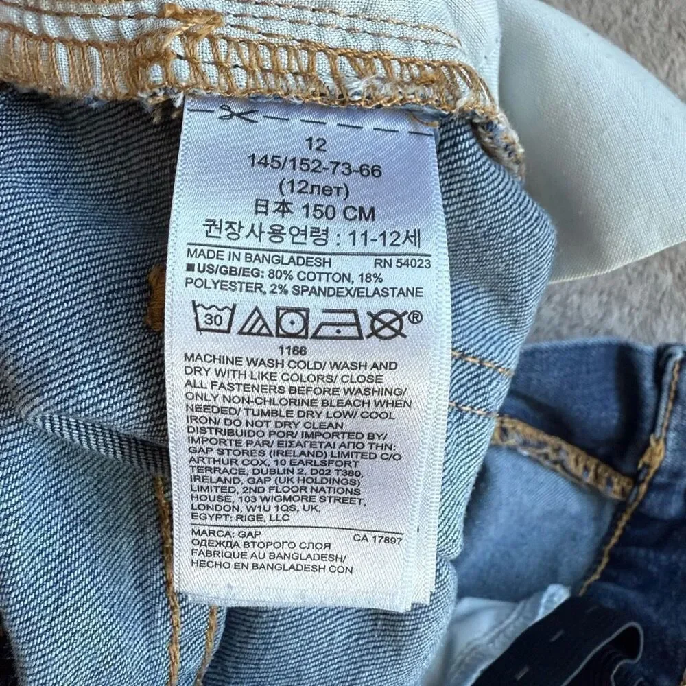 NWOT Gap Kids Regular Straight Leg Medium Blue Jeans